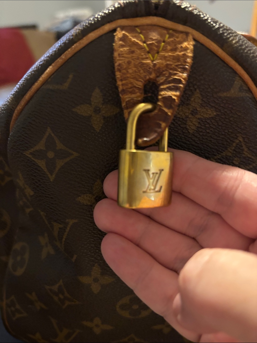 Louis Vuitton Monogram Canvas- Speedy 30 - Picture 8 of 15